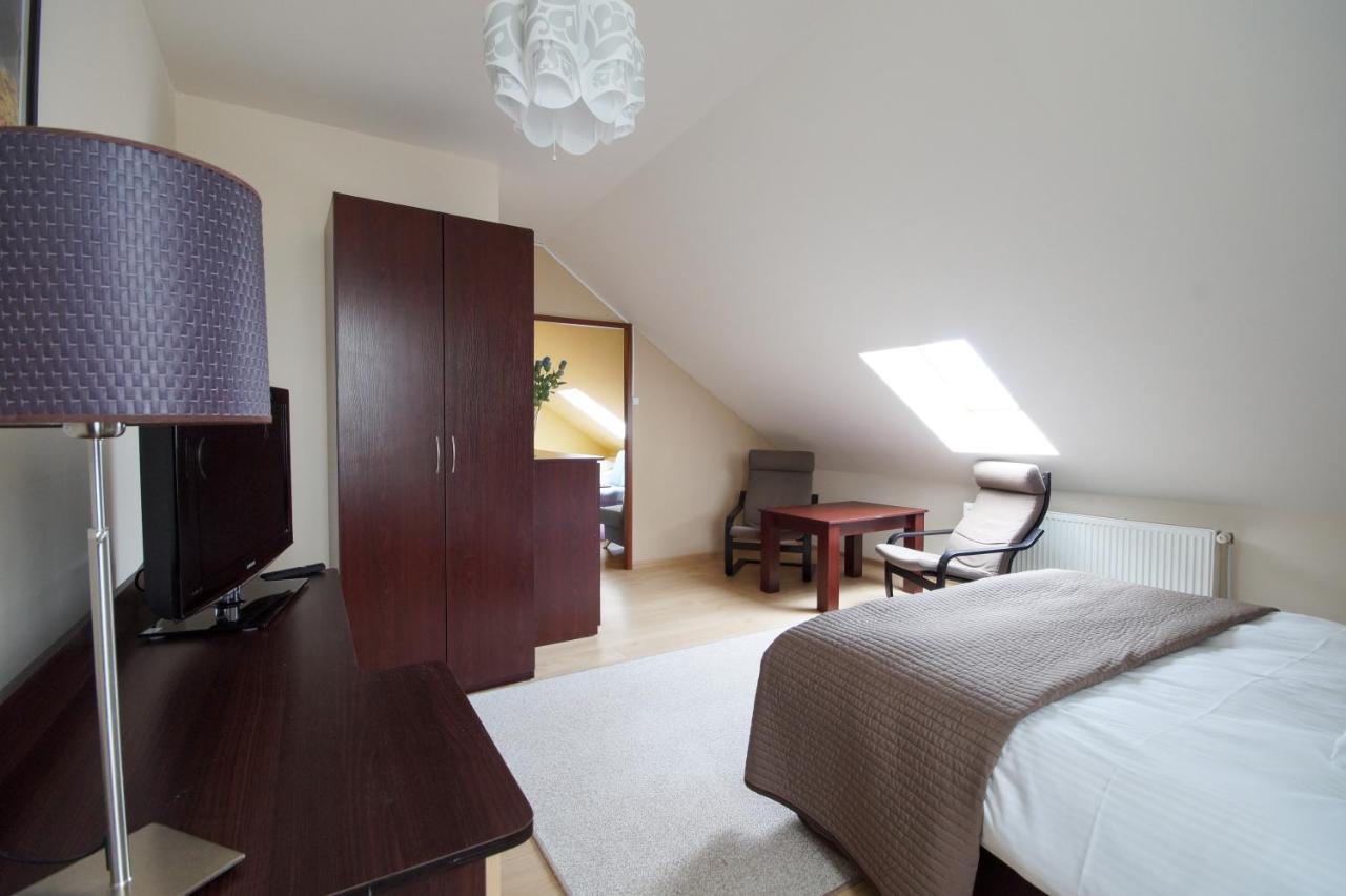 Koral Hotell Chłapowo Exteriör bild