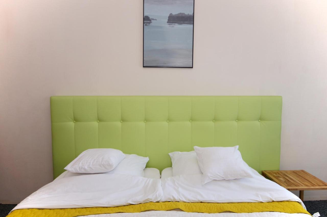 Koral Hotell Chłapowo Exteriör bild
