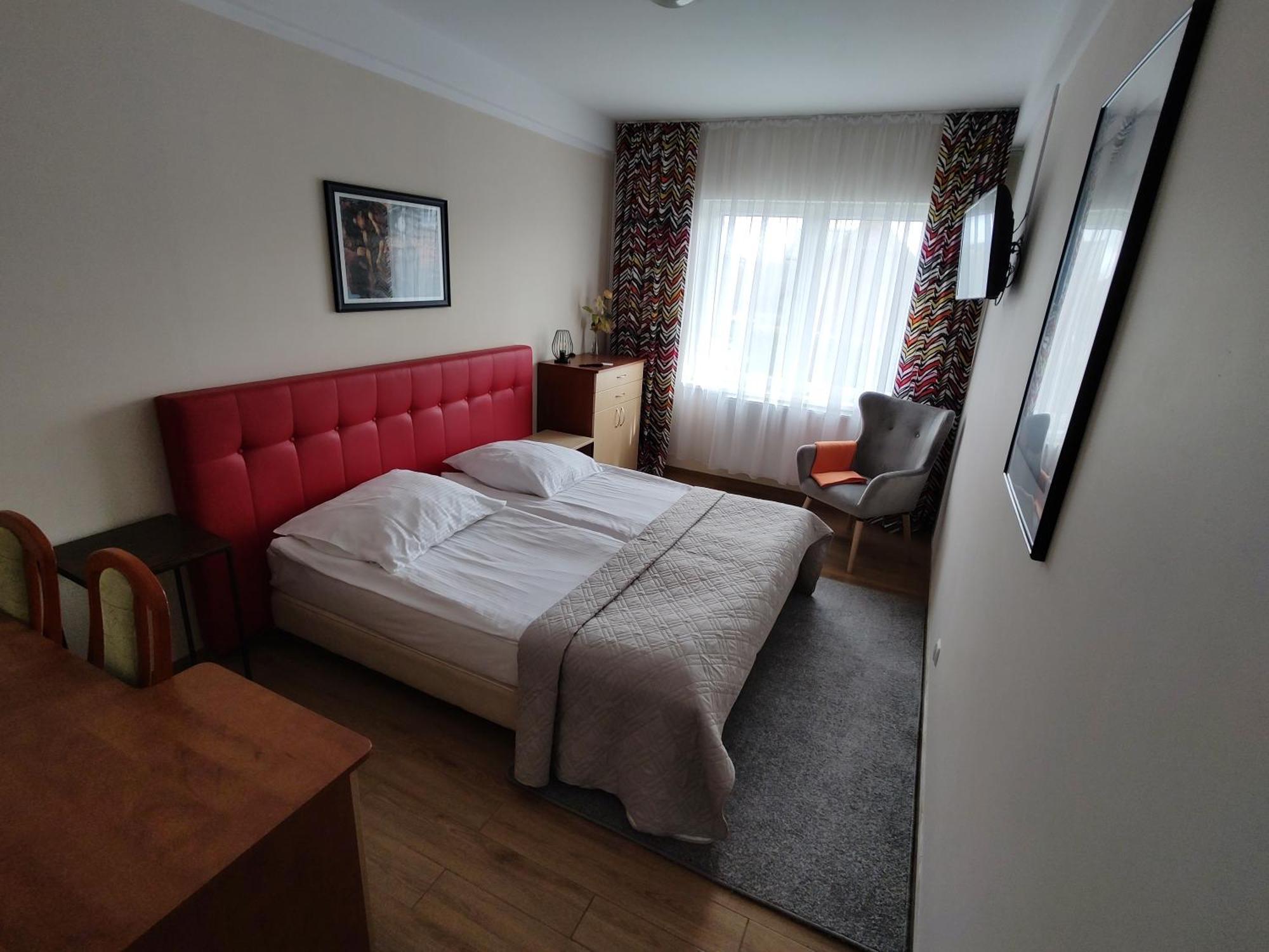 Koral Hotell Chłapowo Exteriör bild