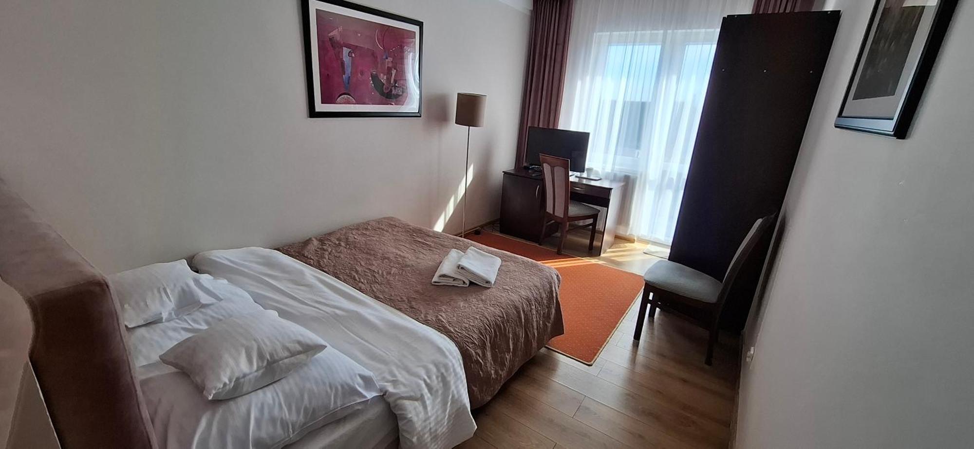 Koral Hotell Chłapowo Exteriör bild