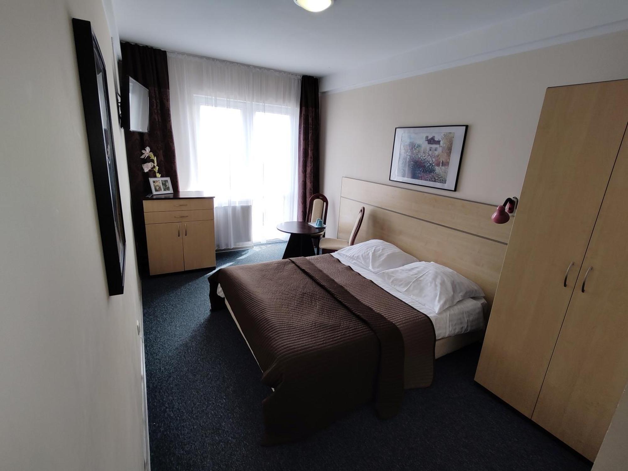Koral Hotell Chłapowo Exteriör bild